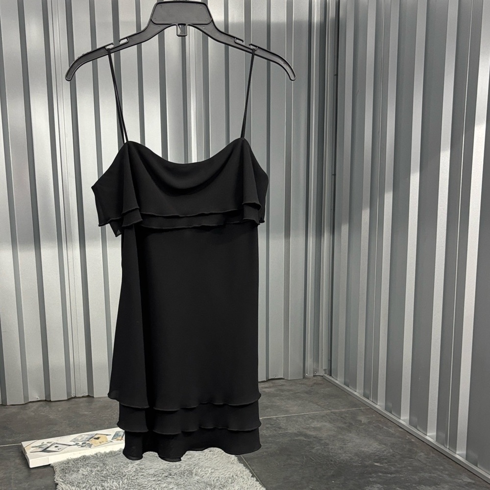 White House Black Market Strapless Black Spaghetti Strap Layer Tiered Blouse M